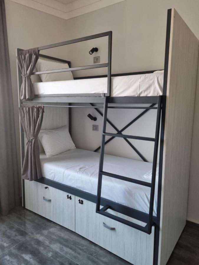 Hostel Up *